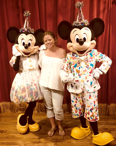 Lori-Vogt-with-Mickey-and-Minnie-IMG_2482